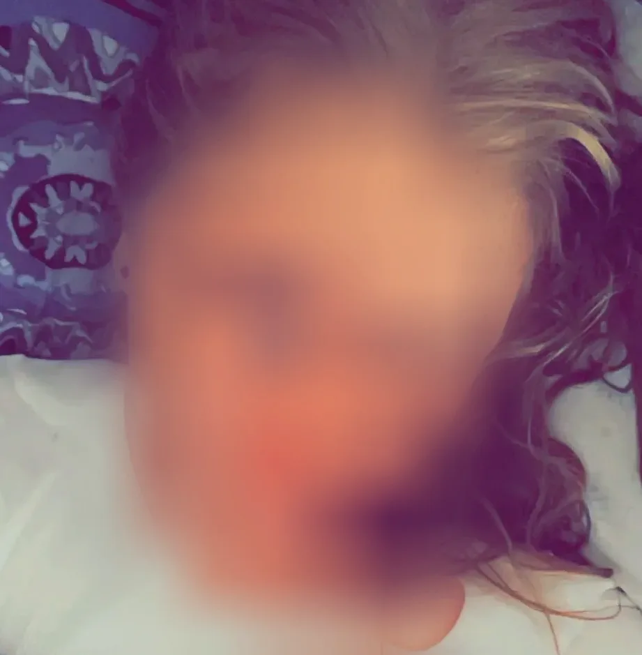 Aoife, 22