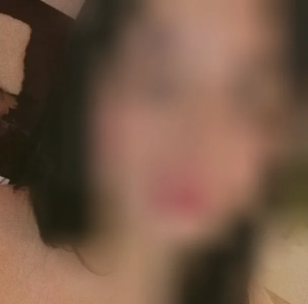 Chloe, 34