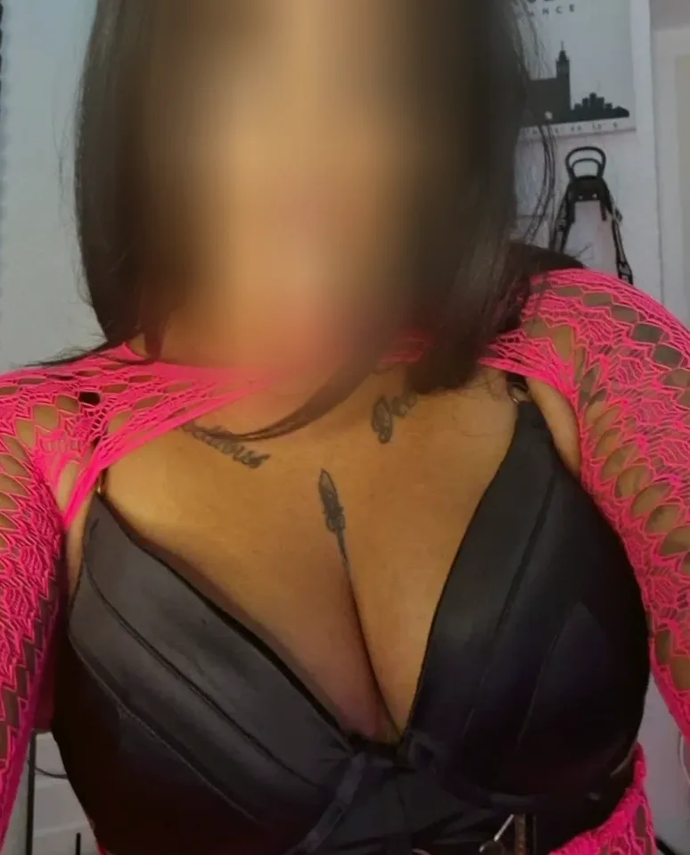 Harleen, 31