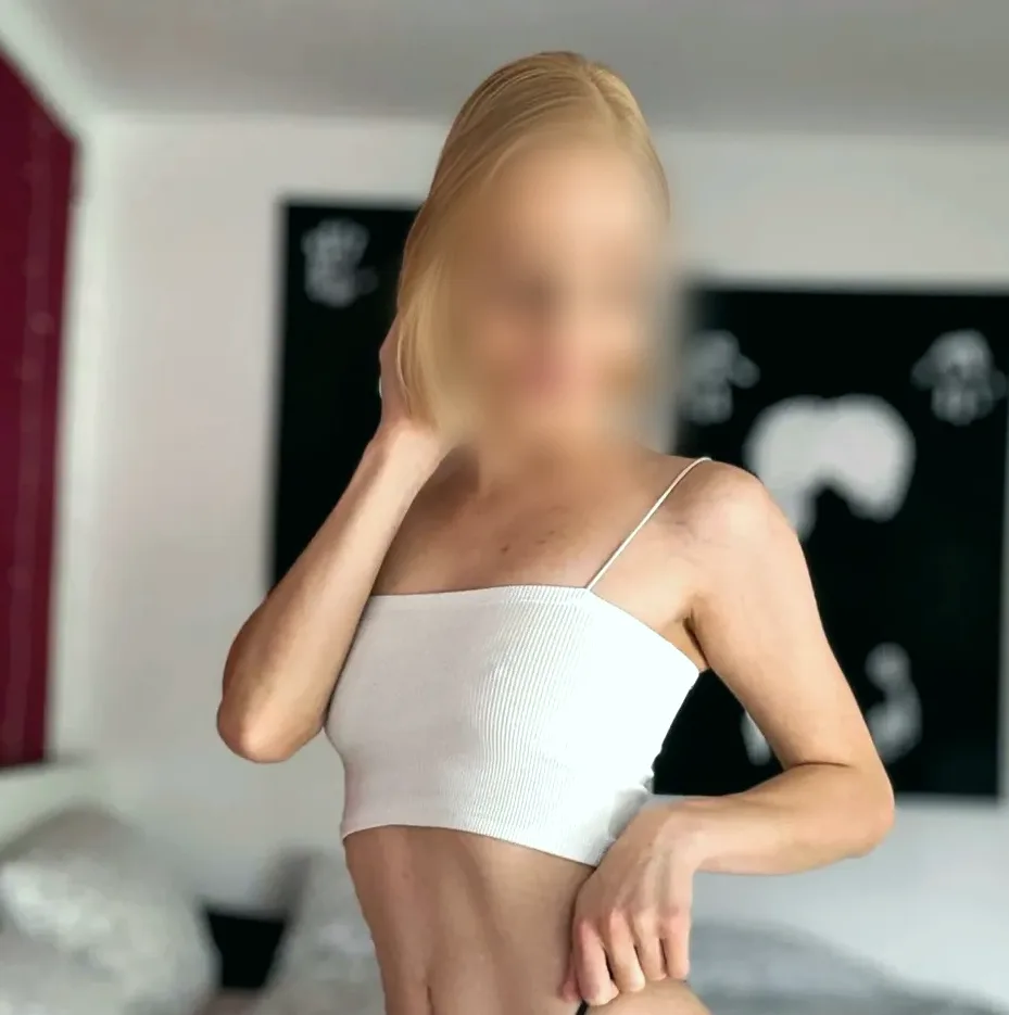 Magda, 30