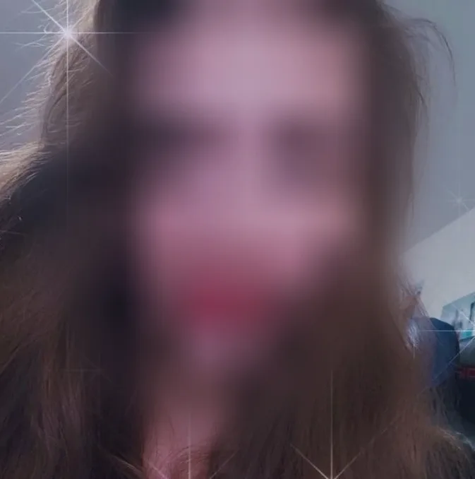 Nour, 29